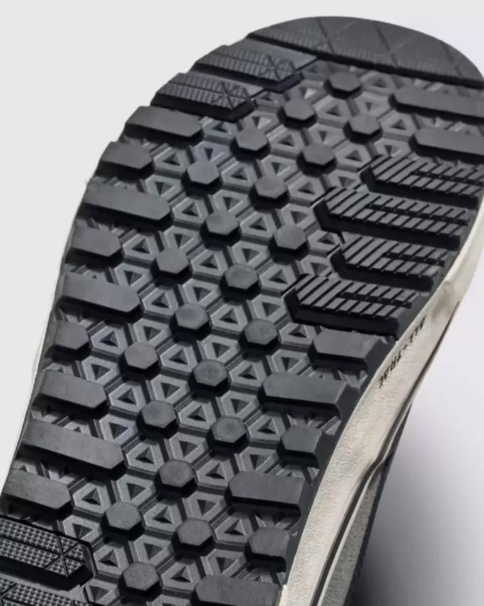 Pantof izolat impermeabil Sk8-Hi Pantof izolat impermeabil Sk8-Hi