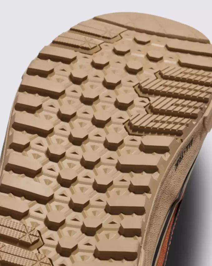 Pantof izolat impermeabil Sk8-Hi Pantof izolat impermeabil Sk8-Hi