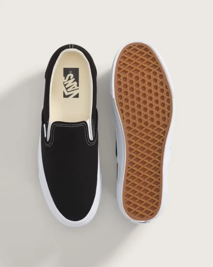 Pantof Premium Classic Slip-On Pantof Premium Classic Slip-On