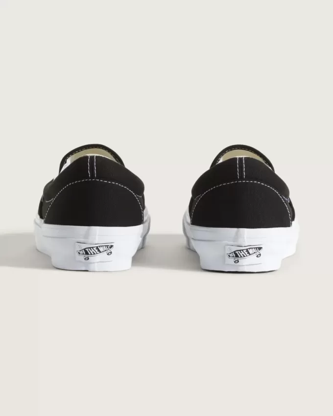 Pantof Premium Classic Slip-On Pantof Premium Classic Slip-On