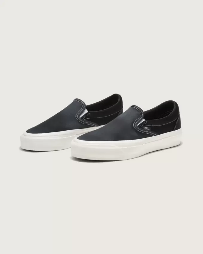 Pantofi Premium Classic Slip-On din satin Pantofi Premium Classic Slip-On din satin
