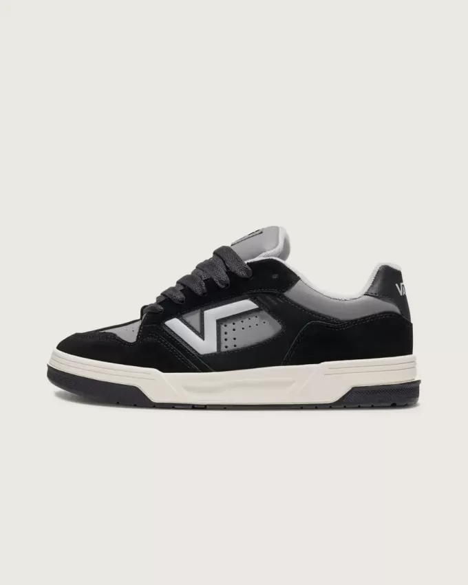 Pantofi Upland